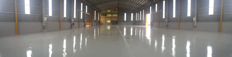 Warehouses highly impact resistant and wearing resistant systems under high loads