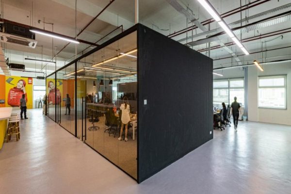 phidias epoxy flooring presentation revision 5 (14 4 26) page12 image2